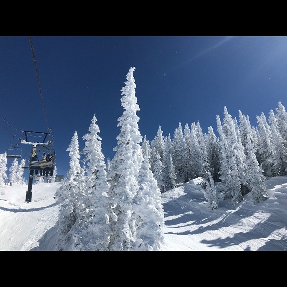 Meet your Posher, Jenn - Picture 1 of 1